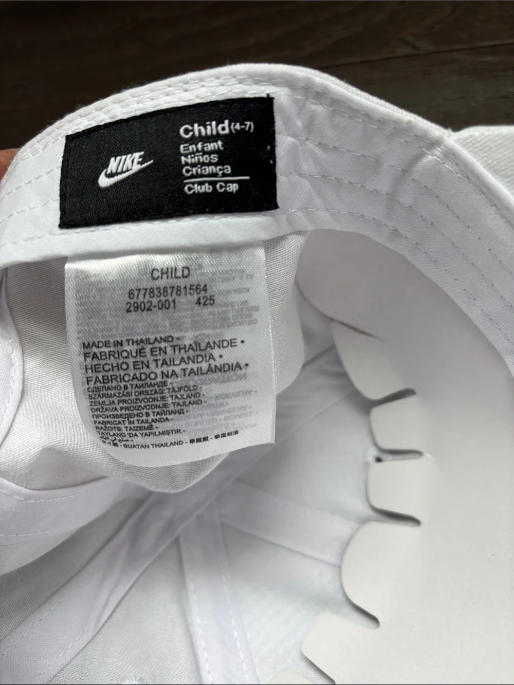 Nike Club Cap Nike/Swoosh embroidered logo,velcro back,6 vent panel, summer sun